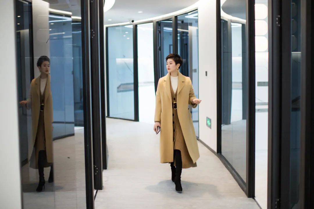 碧斯诺兰集团(美牙完美大使)创始人陈萍董事长介绍